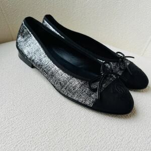 CHANEL ballerina ballet cap toe flats shoes size 41